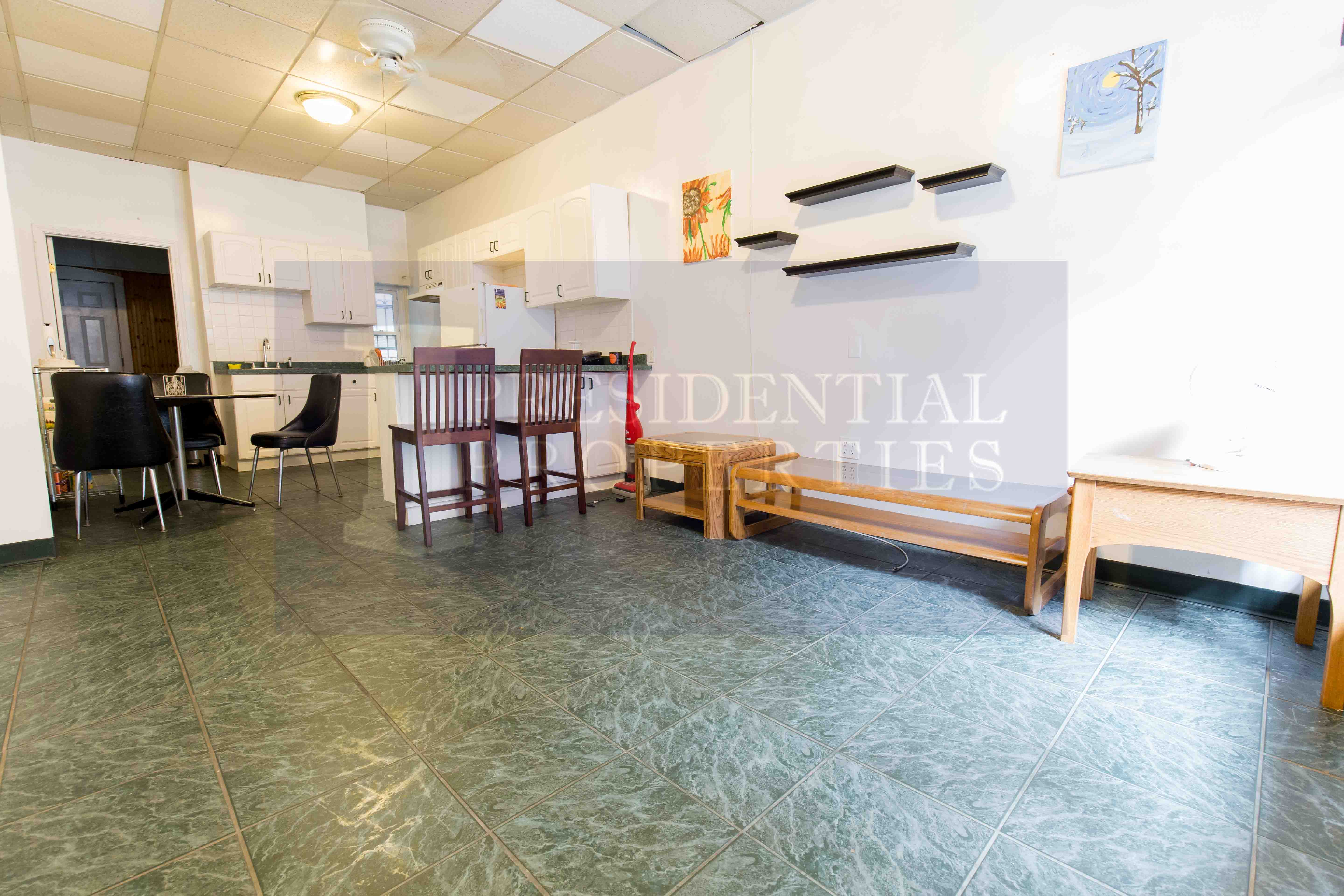 2 bed, 2 bath apartment for rent at 39 Joy St Unit 39, Beacon Hill — photo 3 of 16