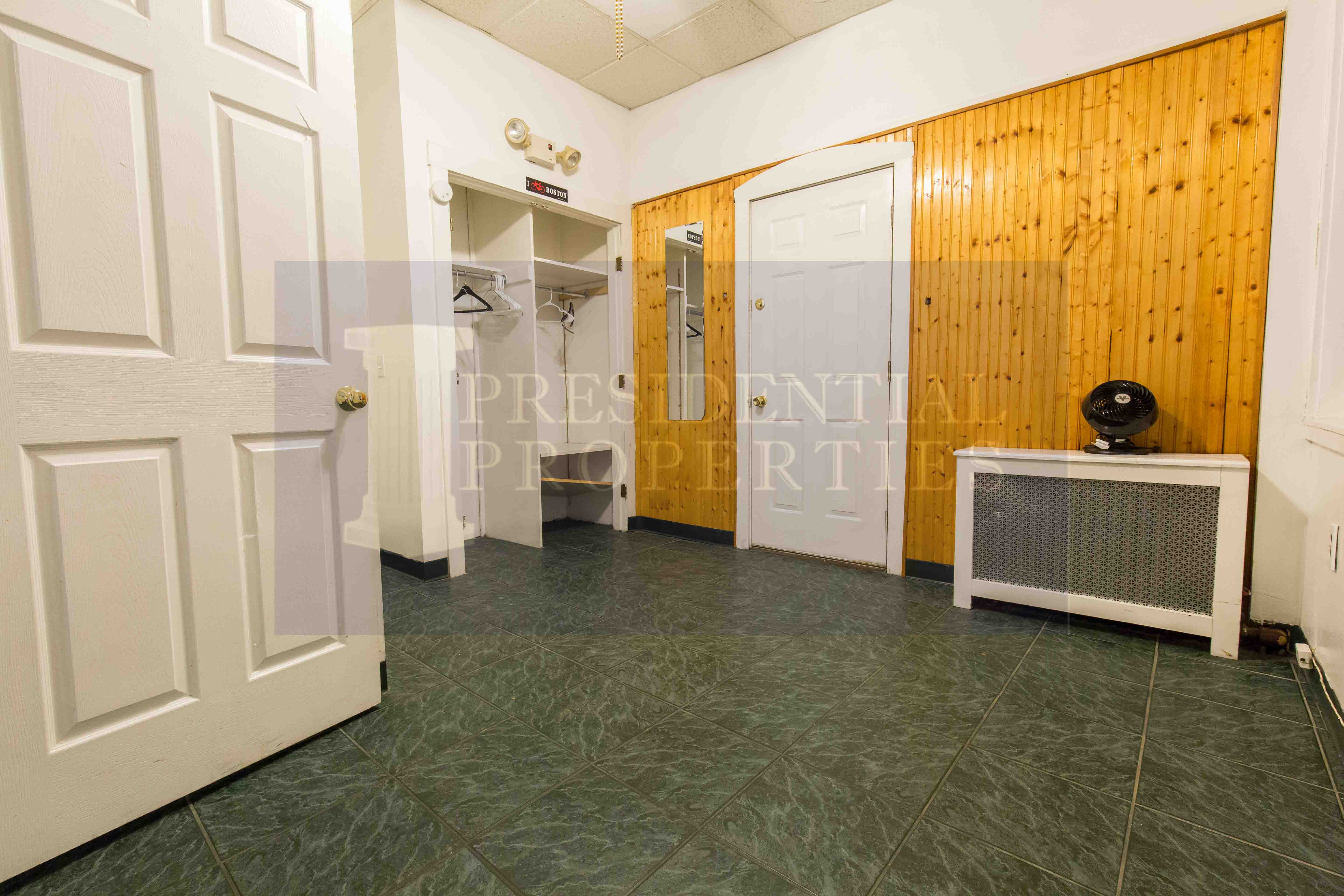 2 bed, 2 bath apartment for rent at 39 Joy St Unit 39, Beacon Hill — photo 6 of 16