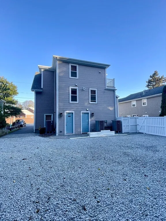 435 Newport Rd, Strawberry Hill