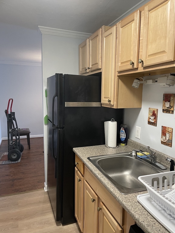 176 Maple Ave, Rutland