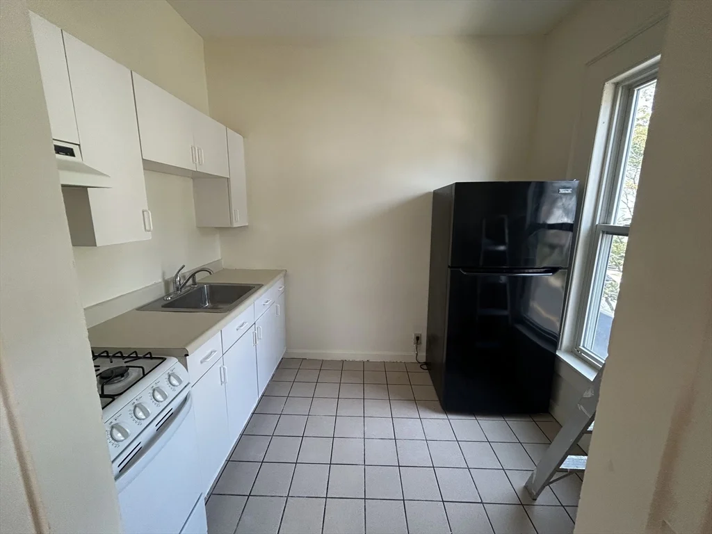 198 Clifton St, Malden