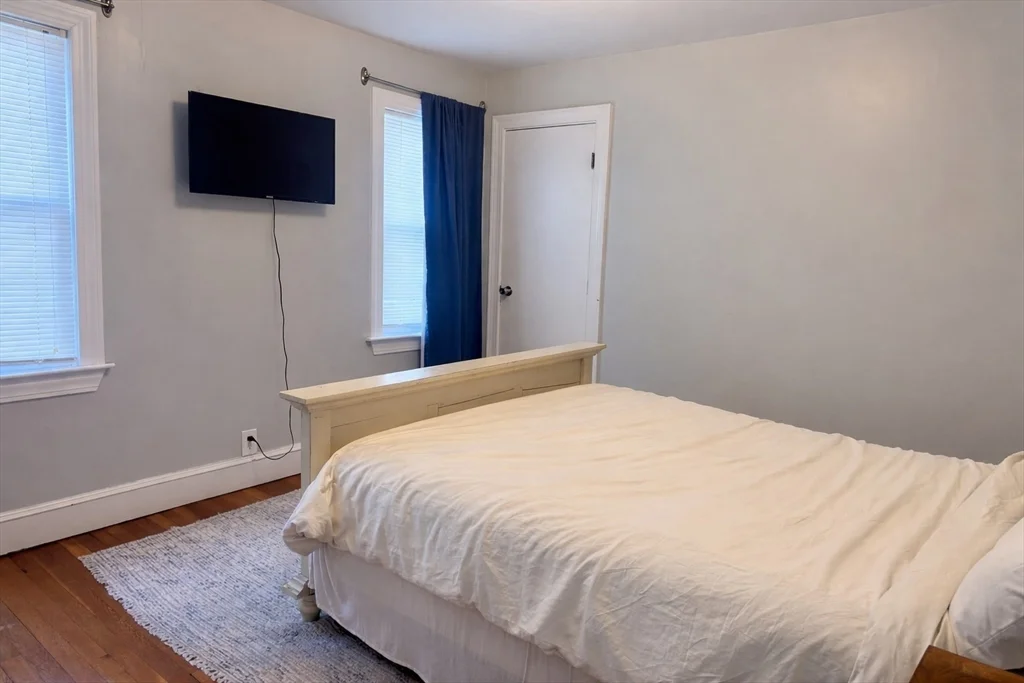 76 Prospect St, Watertown