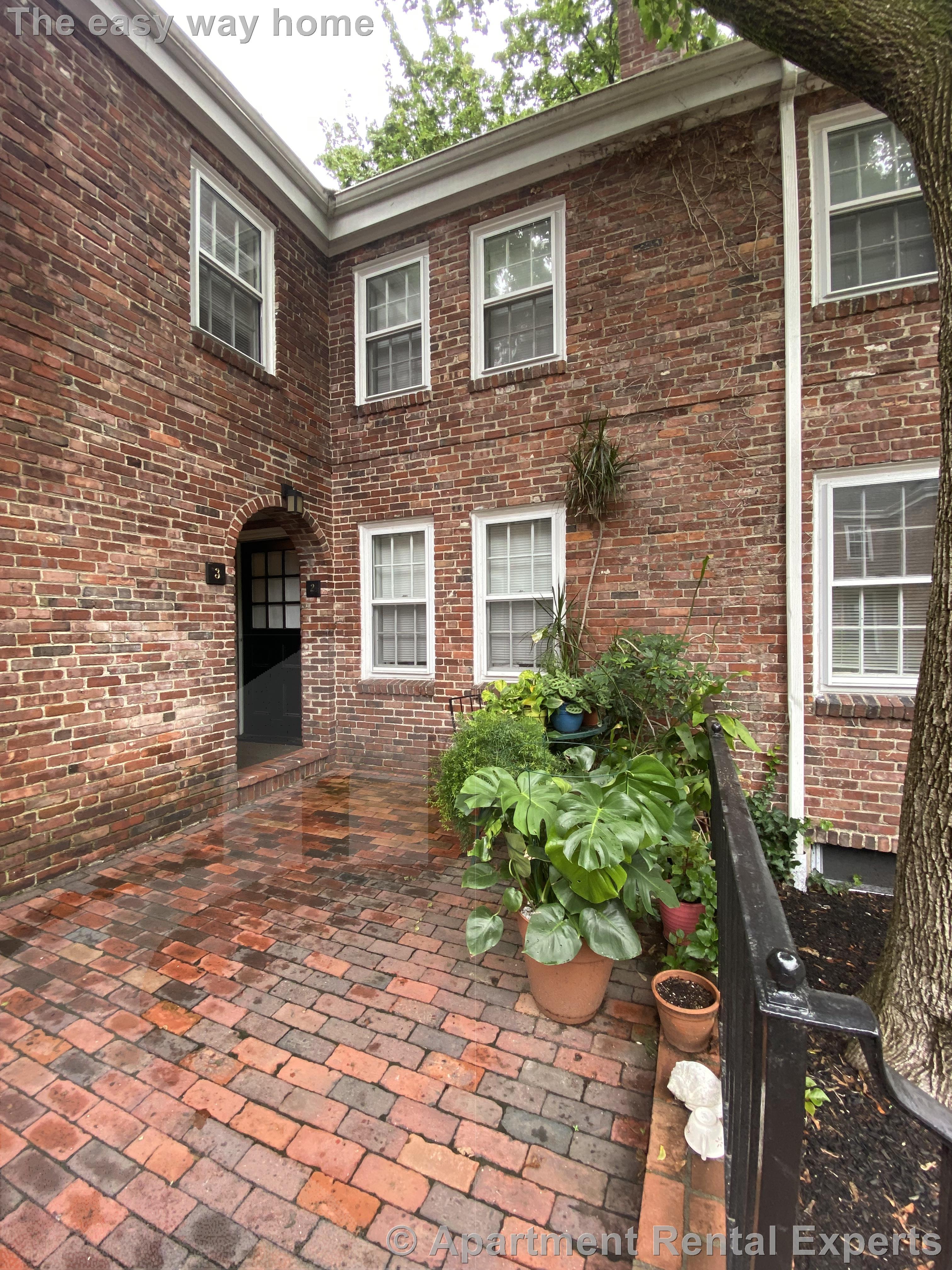 38 Gibson St, Harvard Square