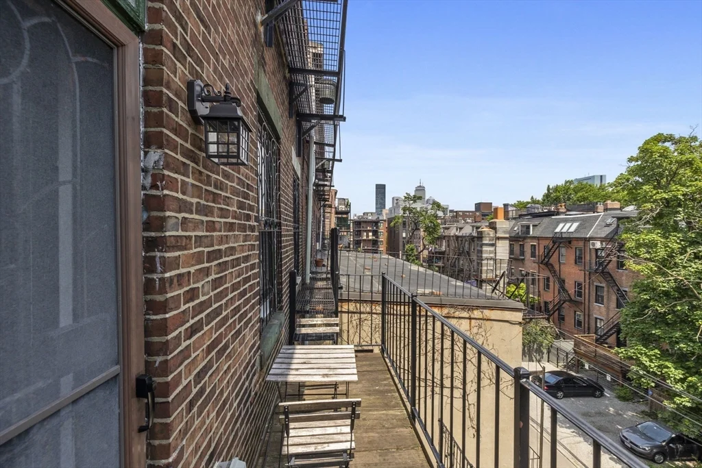 676 Massachusetts Ave, South End