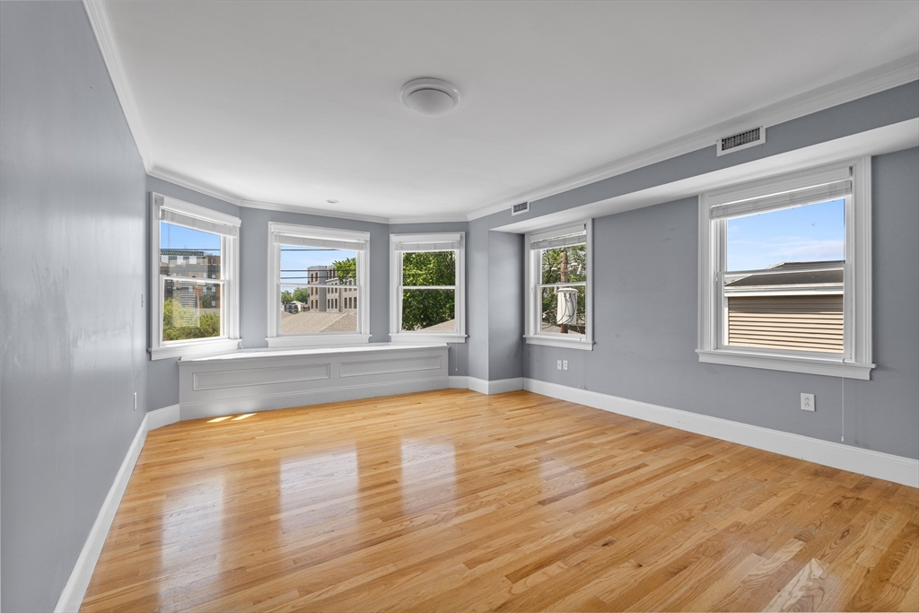 210-212 W 9th St, South Boston