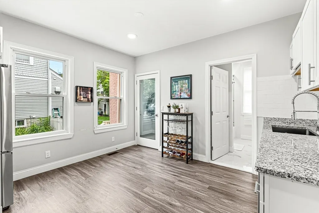 29 Harvard St, Winchester