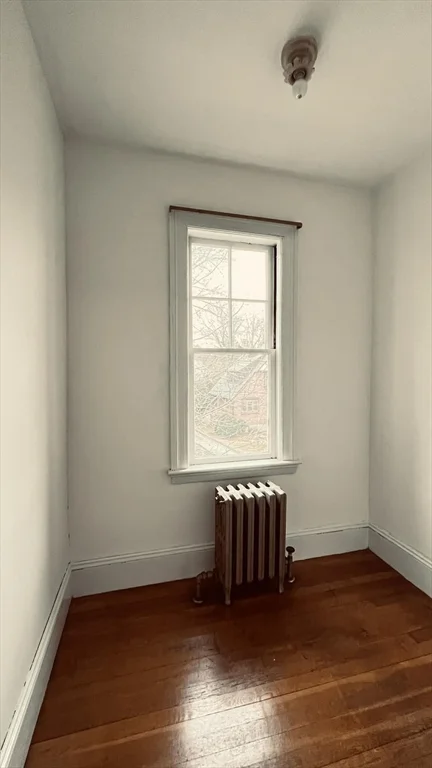 21 Lawrence Ln, Belmont