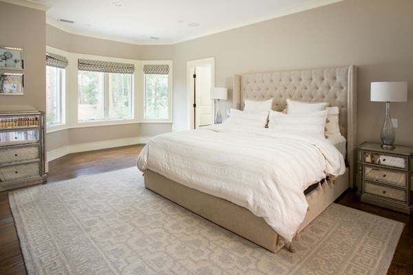 1580 Beacon St, Waban