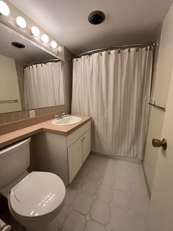 111 Perkins St, Jamaica Plain