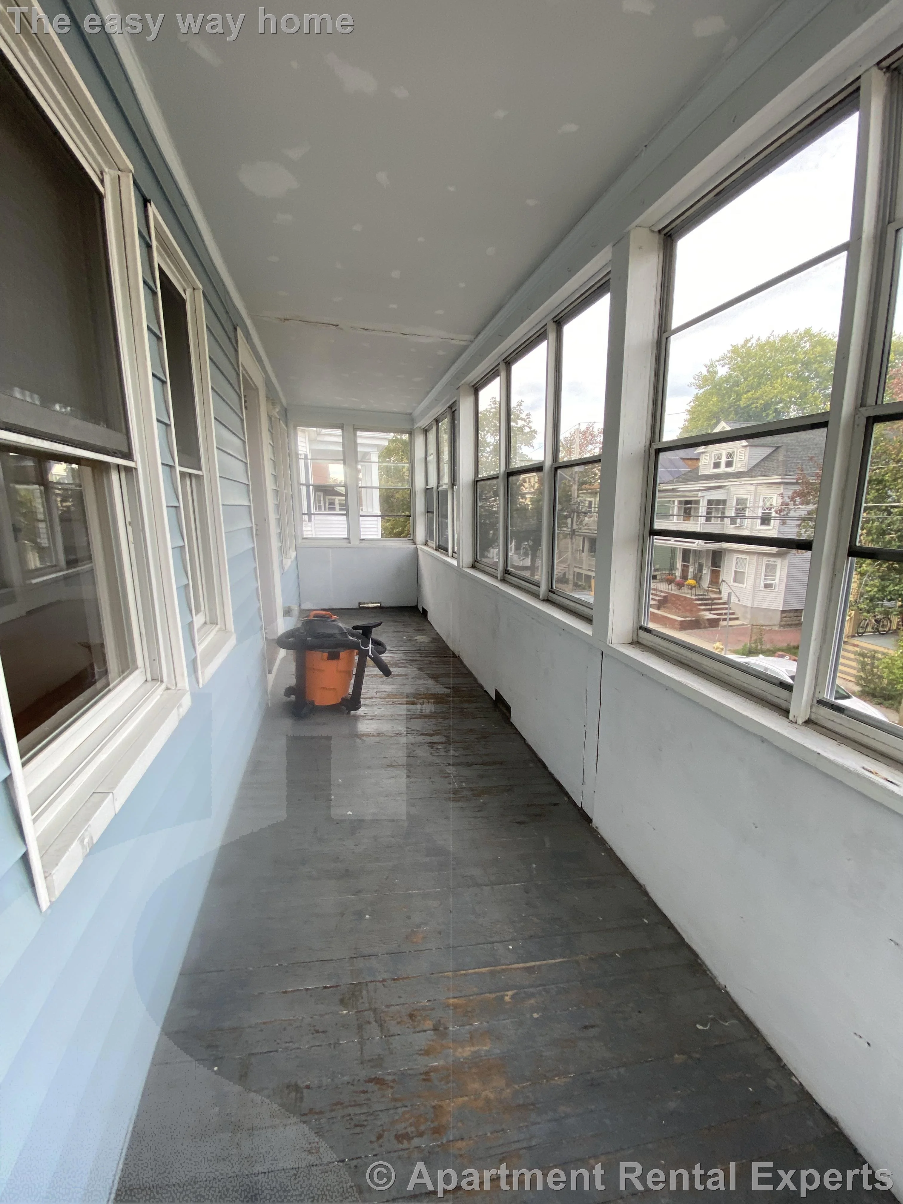 67 Bristol Rd, Tufts