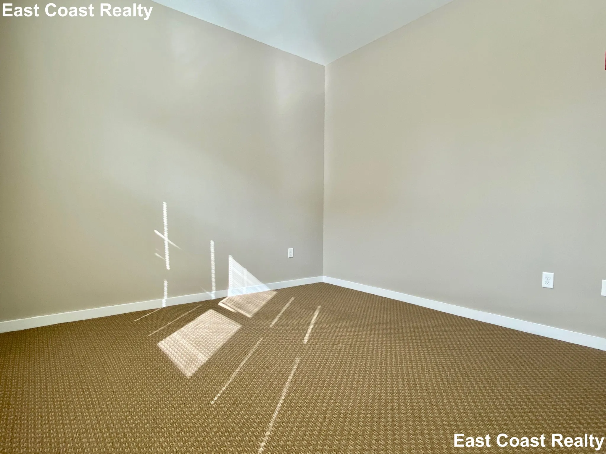 625 Mcgrath Highway, East Somerville