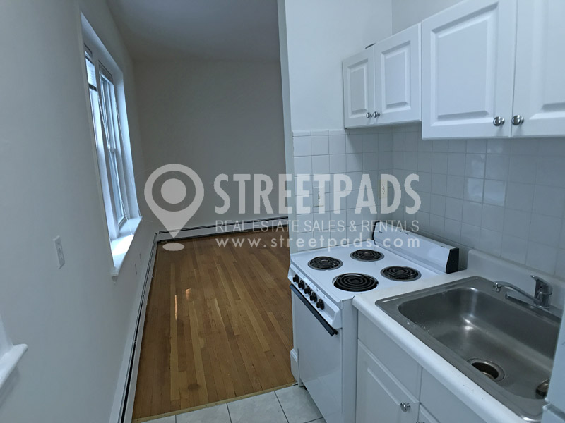 1539 Beacon St, Griggs Park