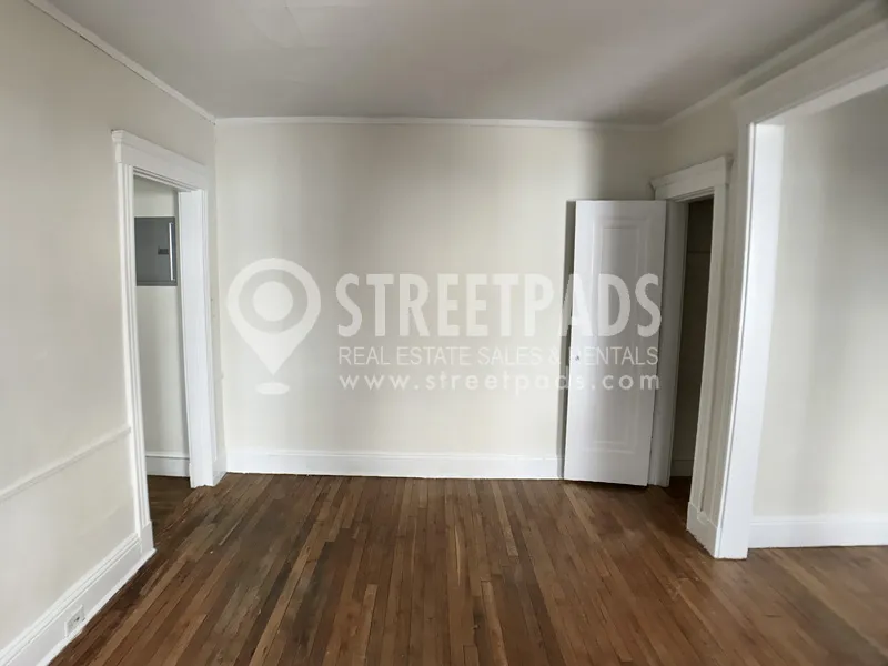 1197 Boylston St, Fenway