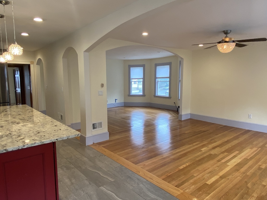 99 Walnut St, Malden