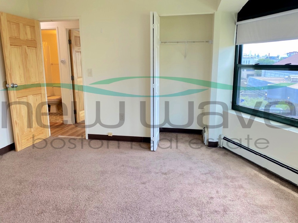 400 Massachusetts Ave, South End