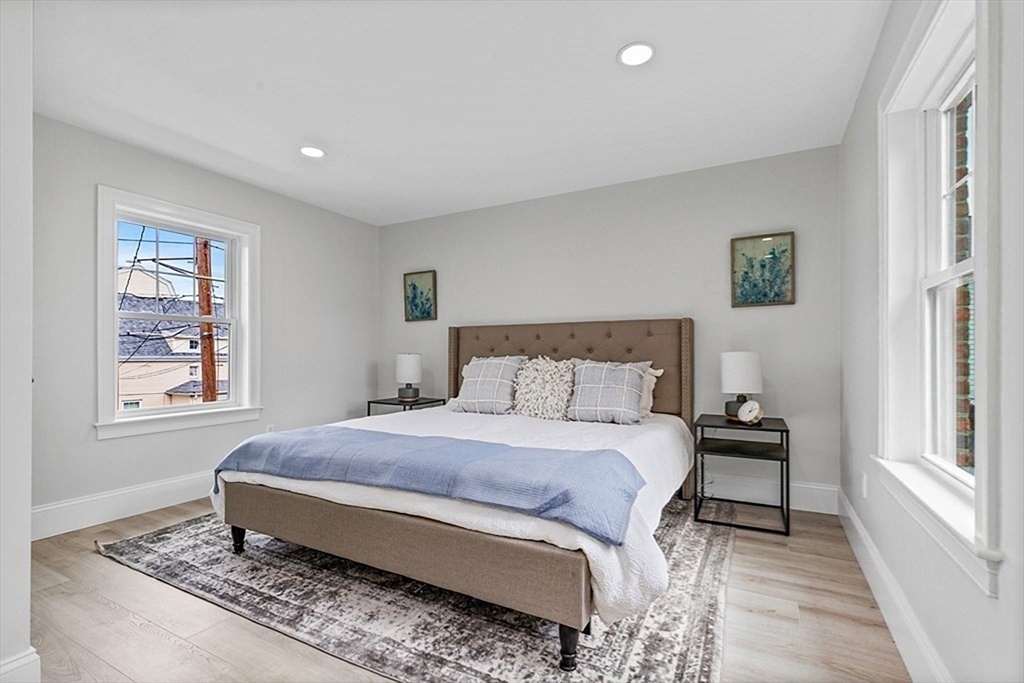 83 Hawthorn St, Nonantum