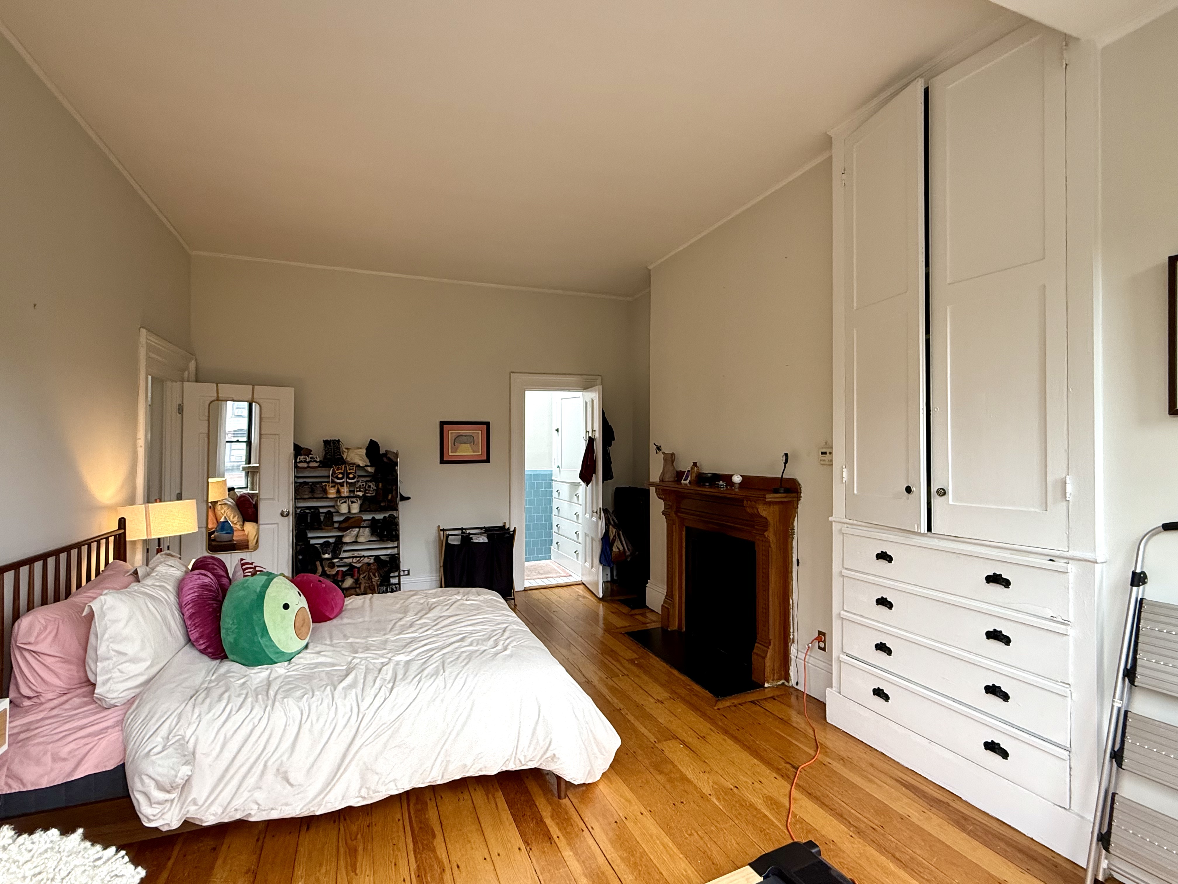 354 Marlborough St, Back Bay