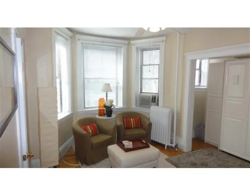 65 Burbank St, Fenway