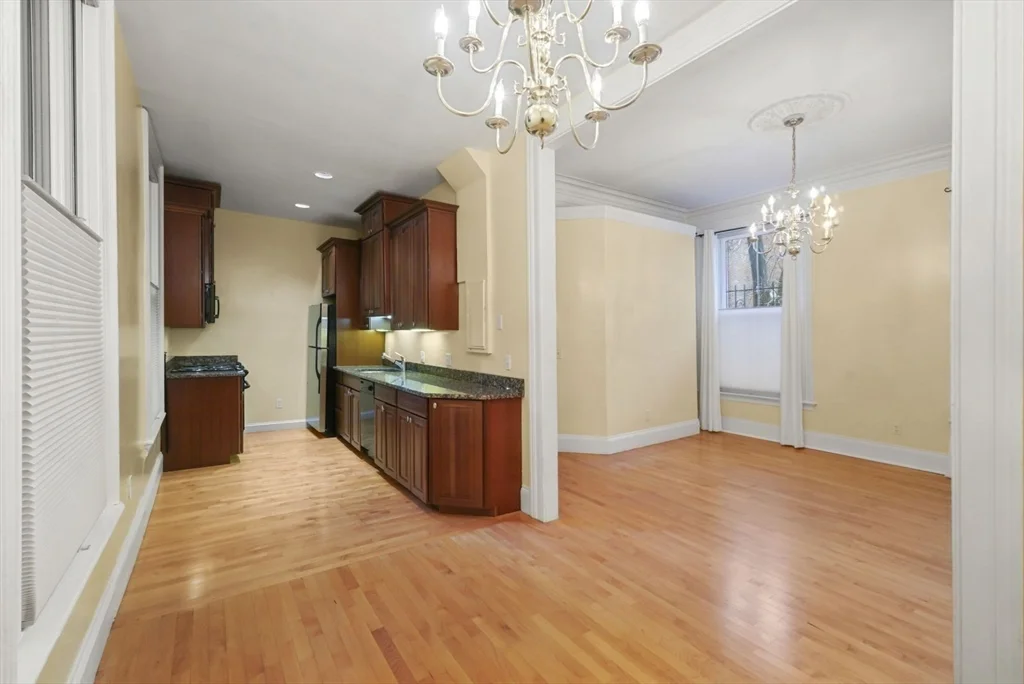 66 Waltham St, South End