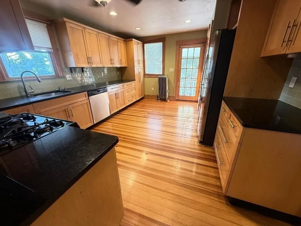 399-401 Beale St, Quincy