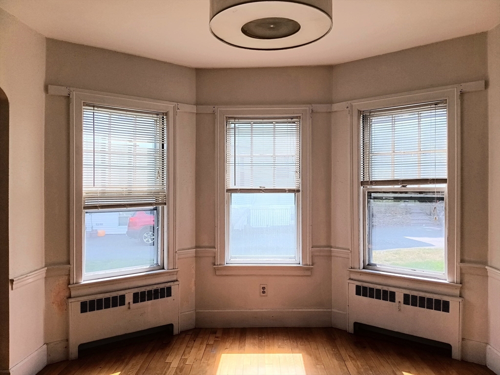 451 Wolcott St, Nonantum