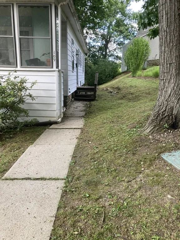 109 Green Hill Pkwy, Worcester