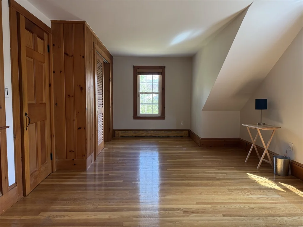 3 Crescent St, West Bridgewater