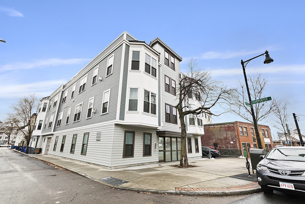 15 Preble St, South Boston