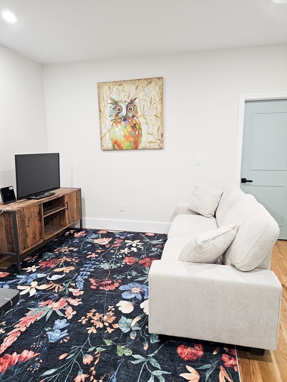 56 Mozart St, Jamaica Plain