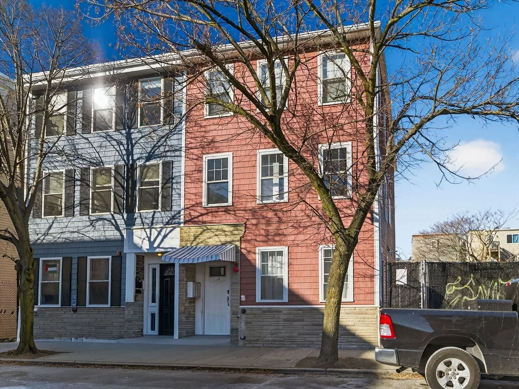 238 Havre St, East Boston