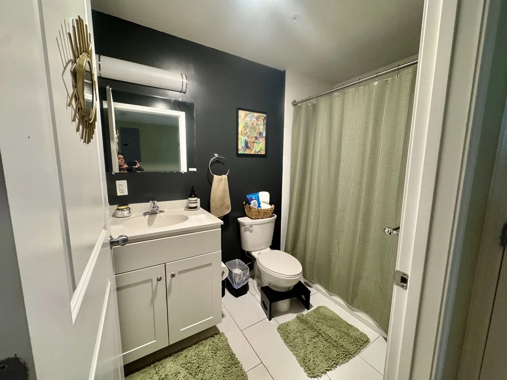 15 Guild St, Roxbury