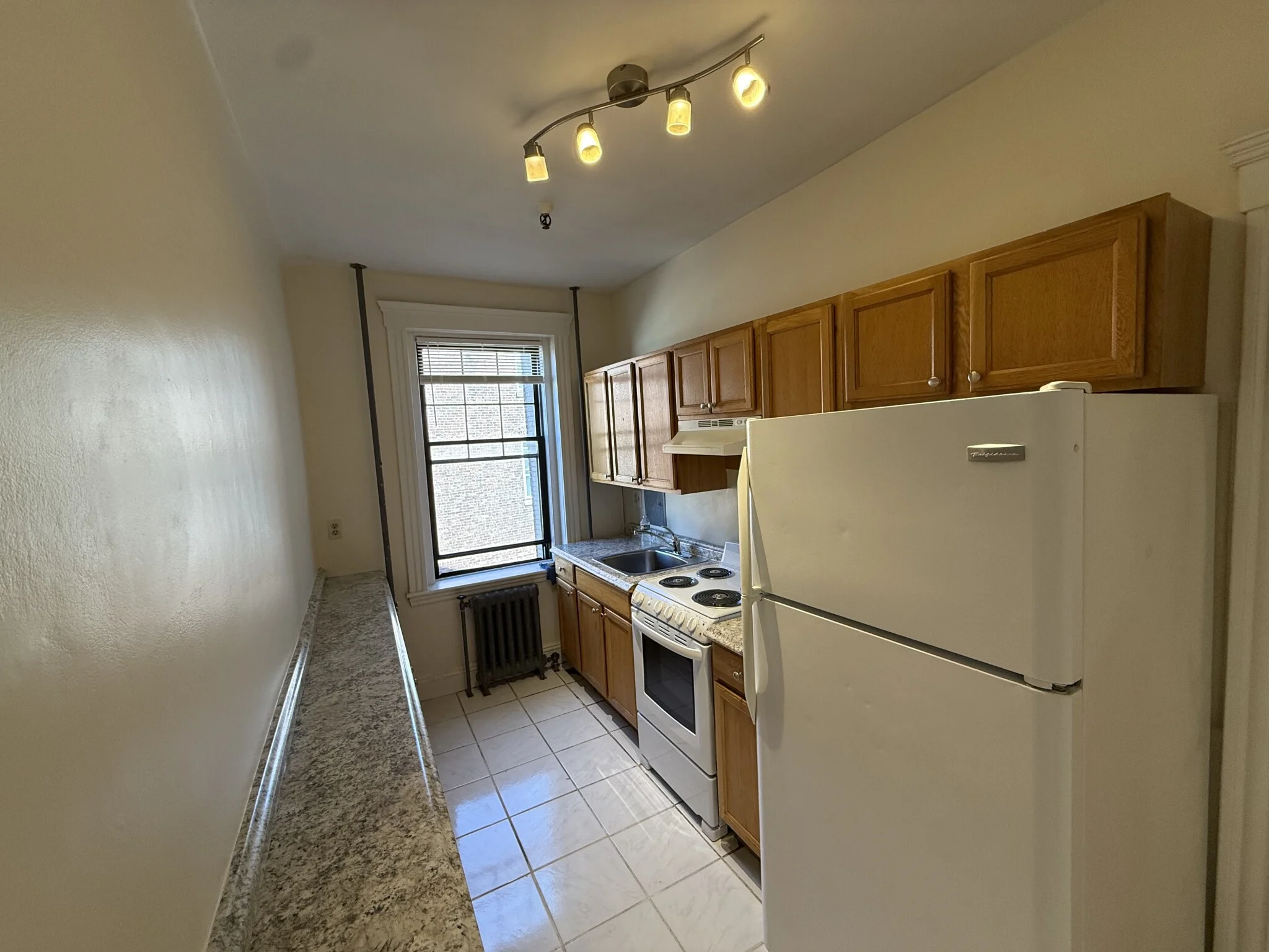 6 Sutherland Rd, Brighton