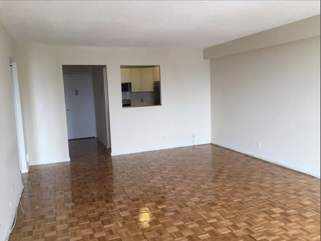 33 Pond Ave, Brookline Village