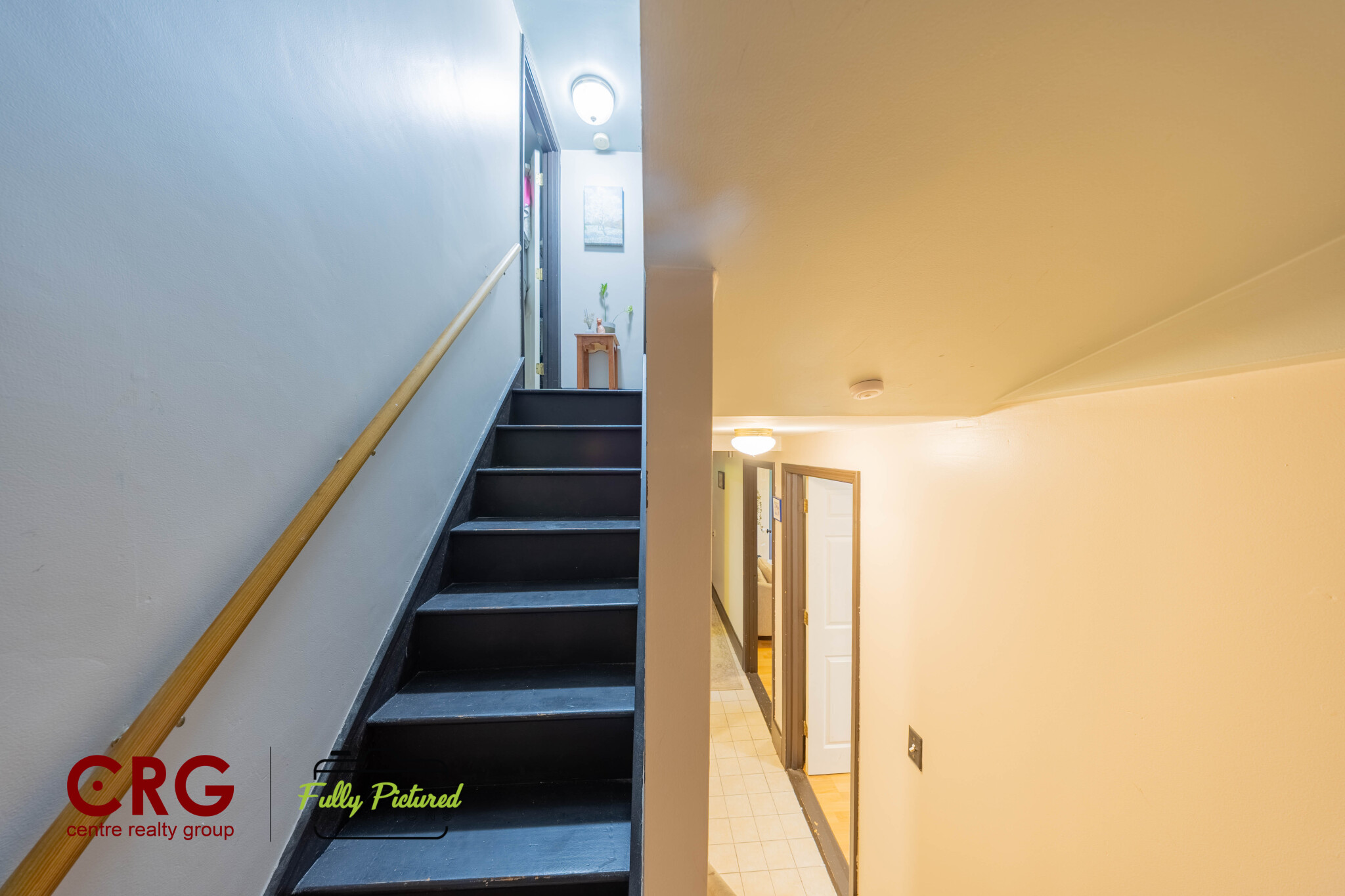 11 Beecher Ter, Thompsonville