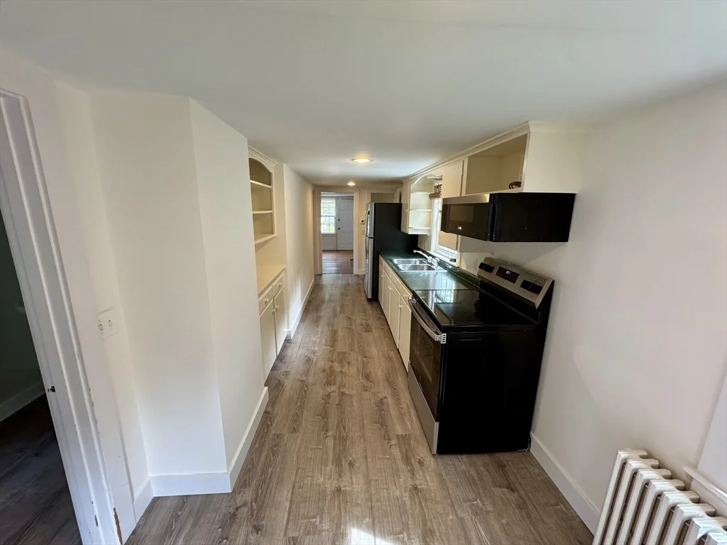 198 Main St, Sandwich (village)