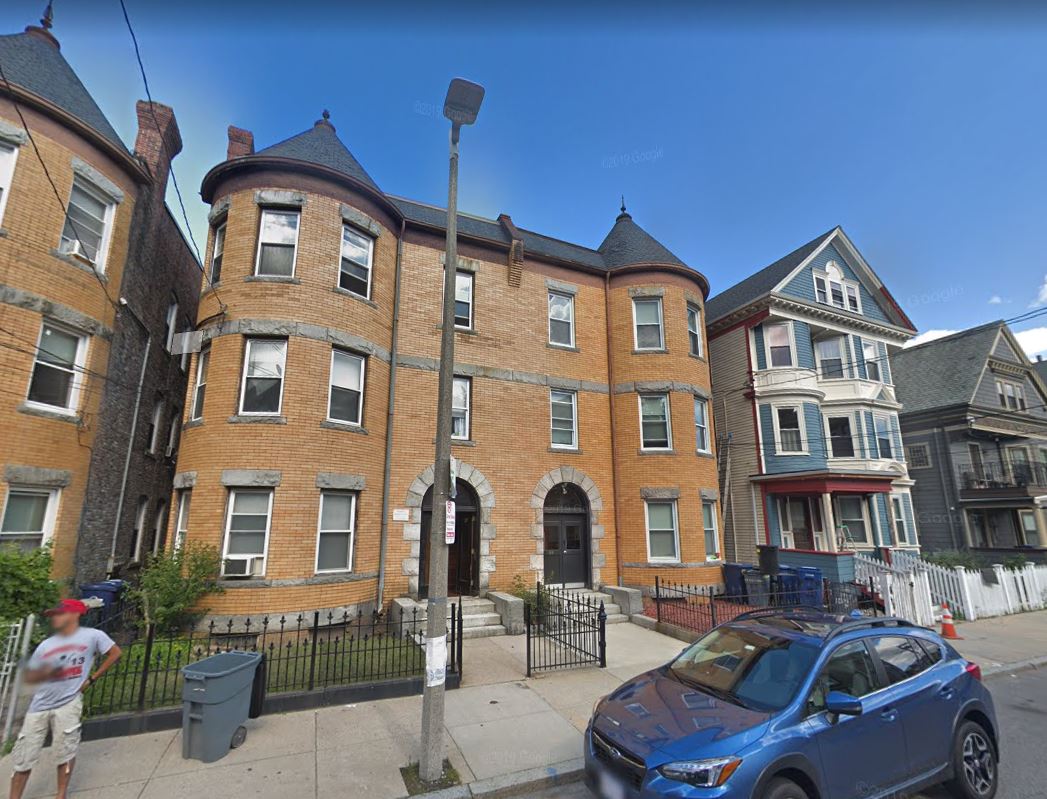 4 bed, 1 bath apartment for rent at 96 Calumet St Unit 3, Mission Hill — photo 1 of 7
