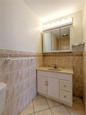 27 Locke St, North Cambridge