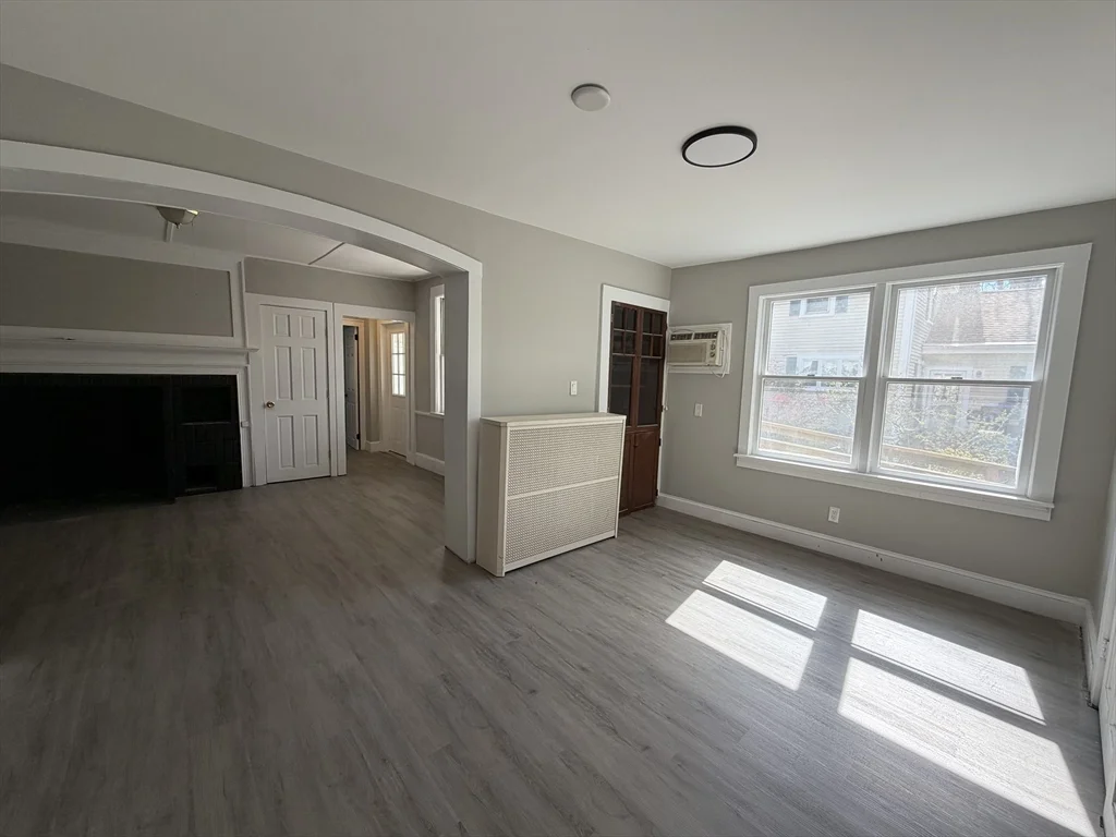 93 Friend St, Amesbury