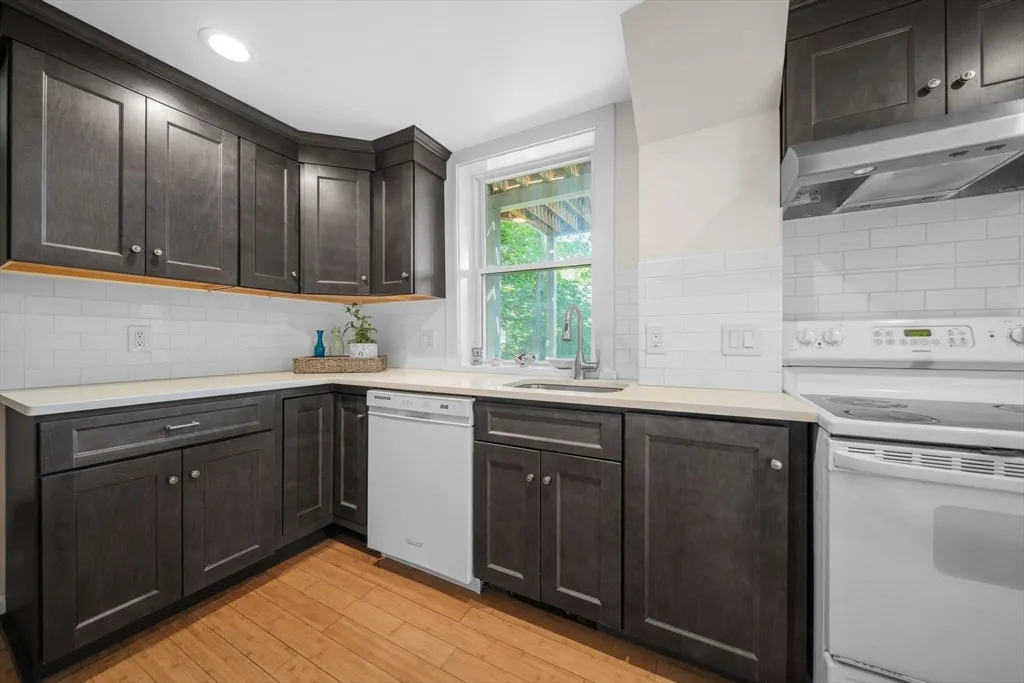 74 University Rd, Aspinwall Hill