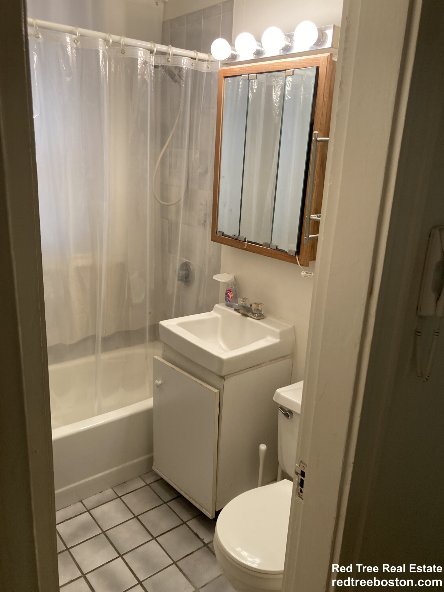 1673 Commonwealth Ave, Brighton