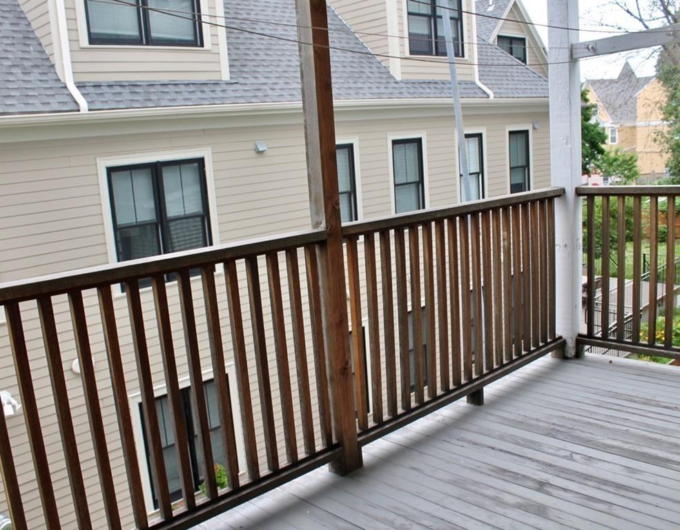 2 Gilson Ter, Spring Hill