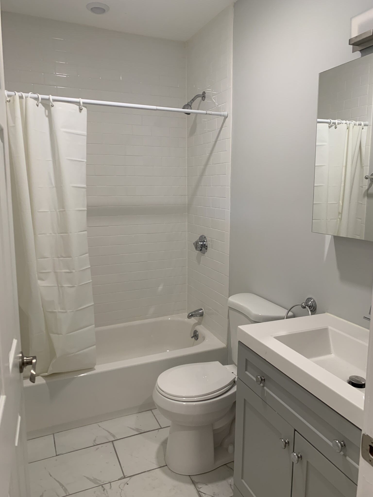 307 Highland Ave, Powder House Square