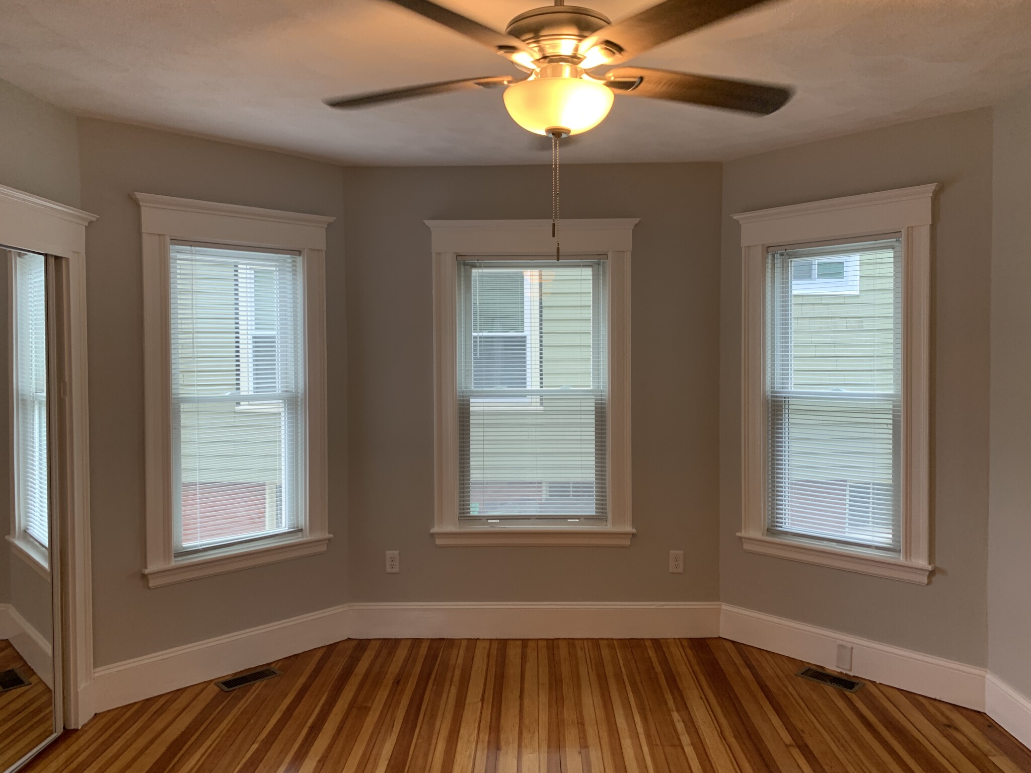 307 Highland Ave, Powder House Square