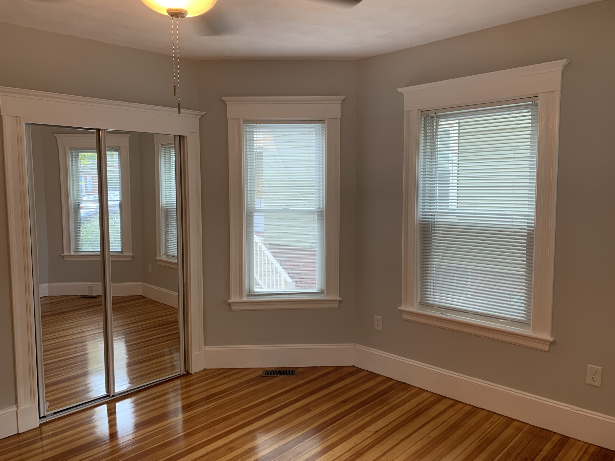 307 Highland Ave, Powder House Square