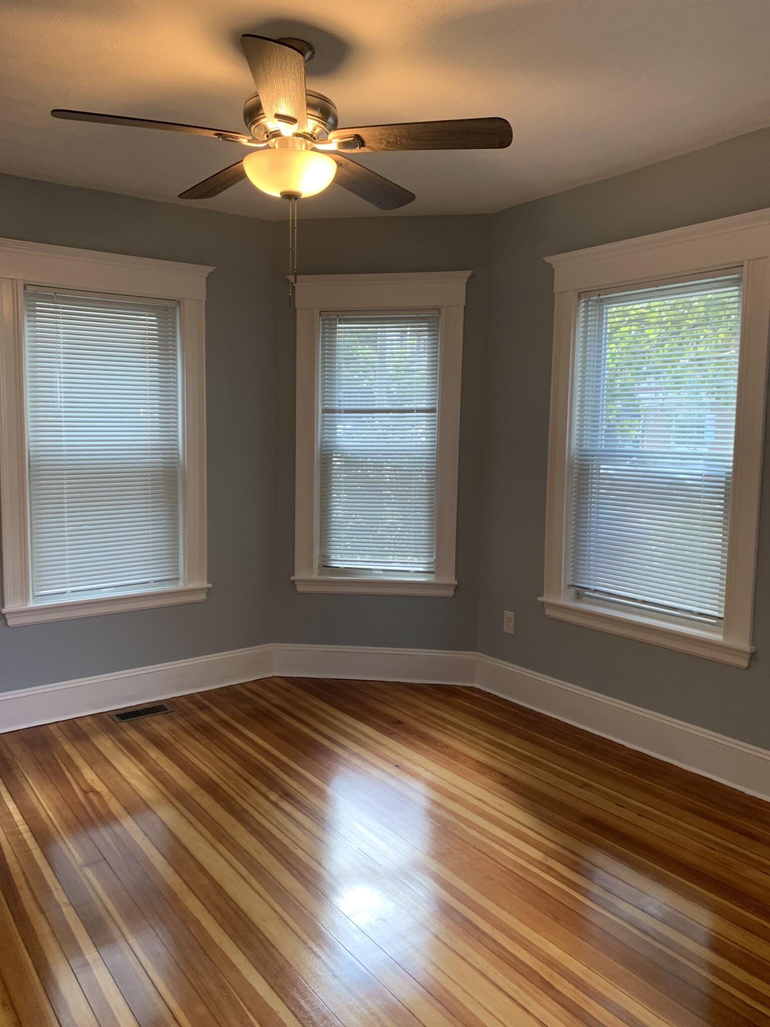 307 Highland Ave, Powder House Square