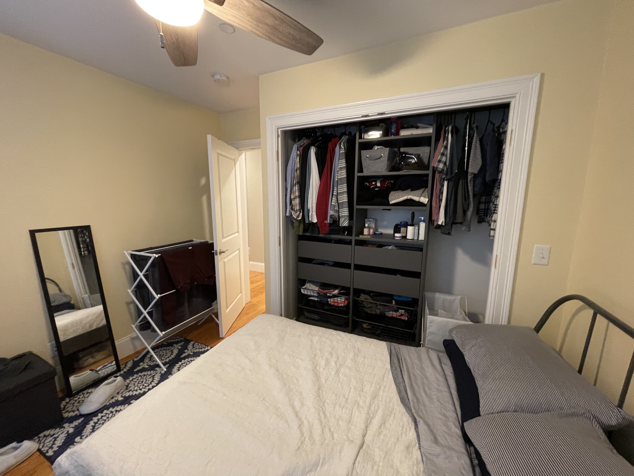 116 Holland St, Davis Square