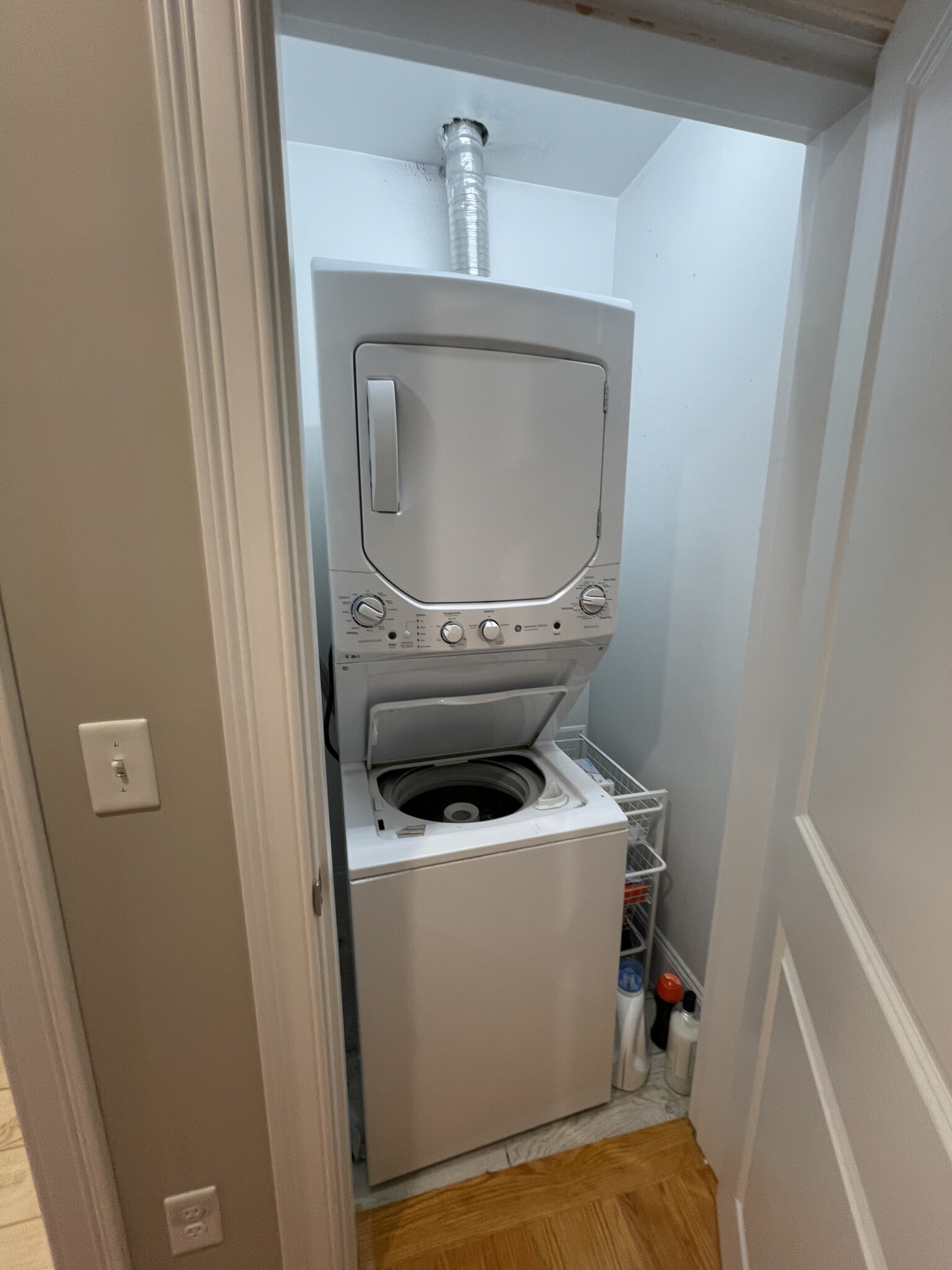 116 Holland St, Davis Square