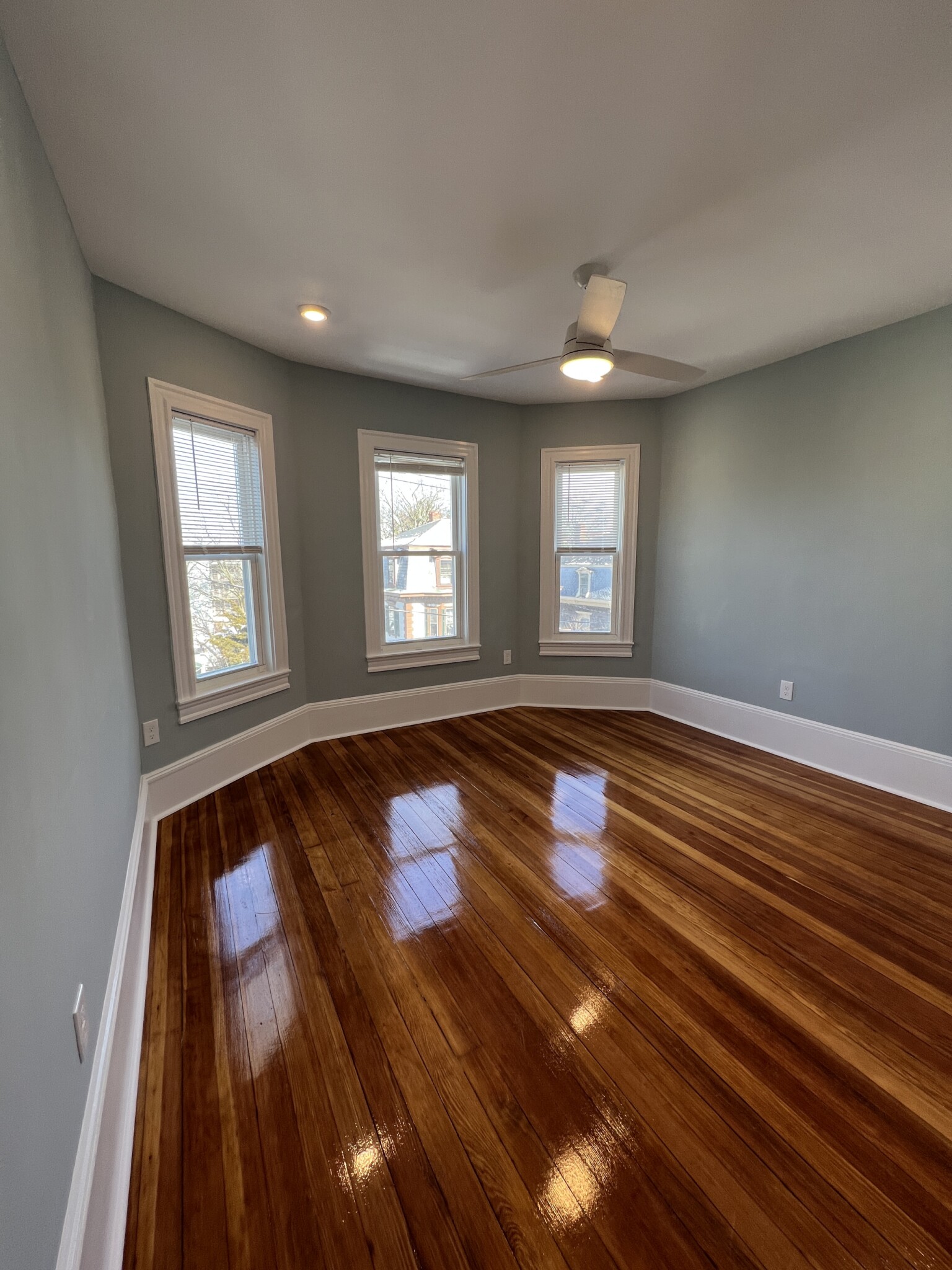 3 Mossland St, Spring Hill