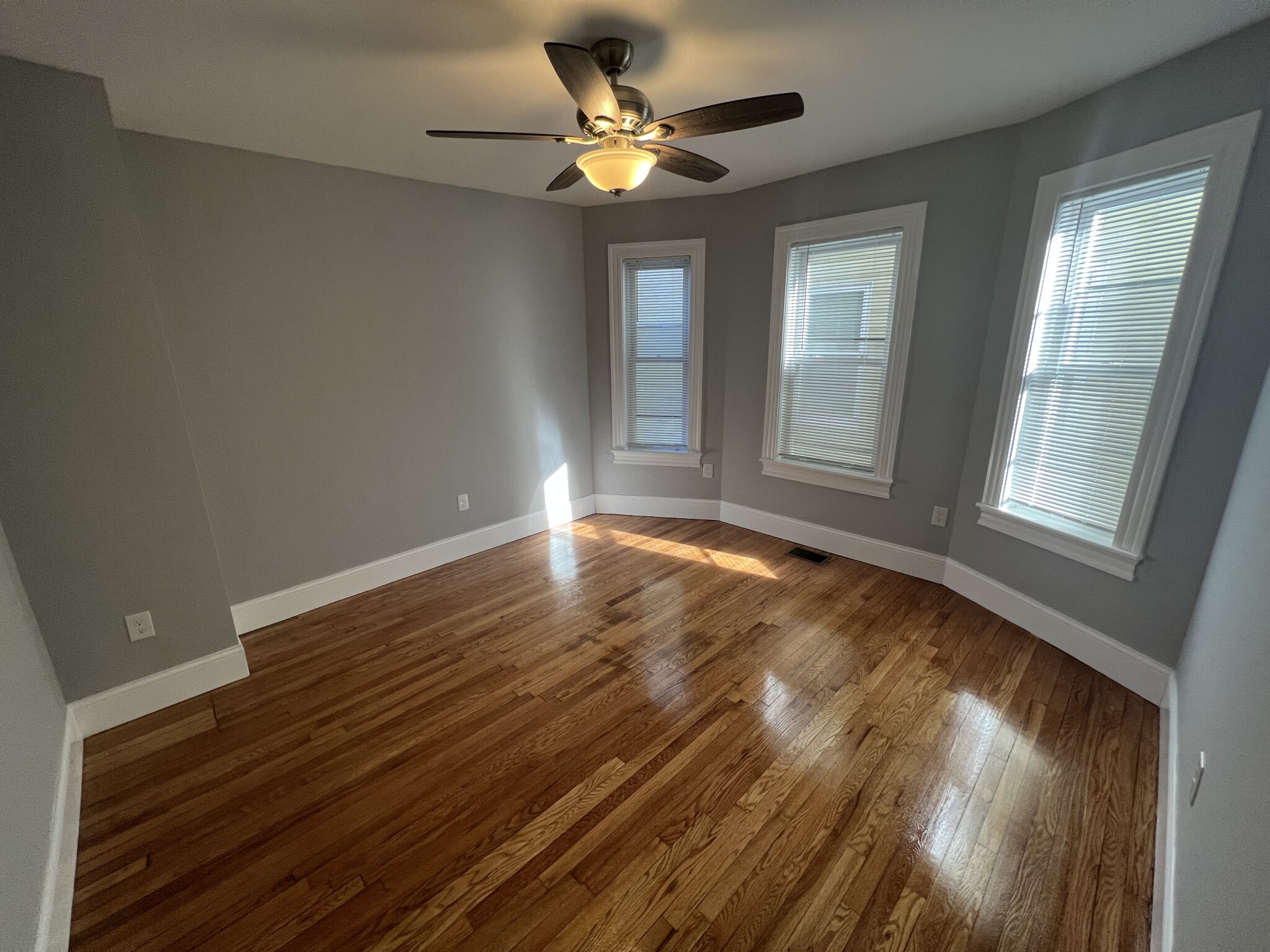 366 Highland Ave, Davis Square