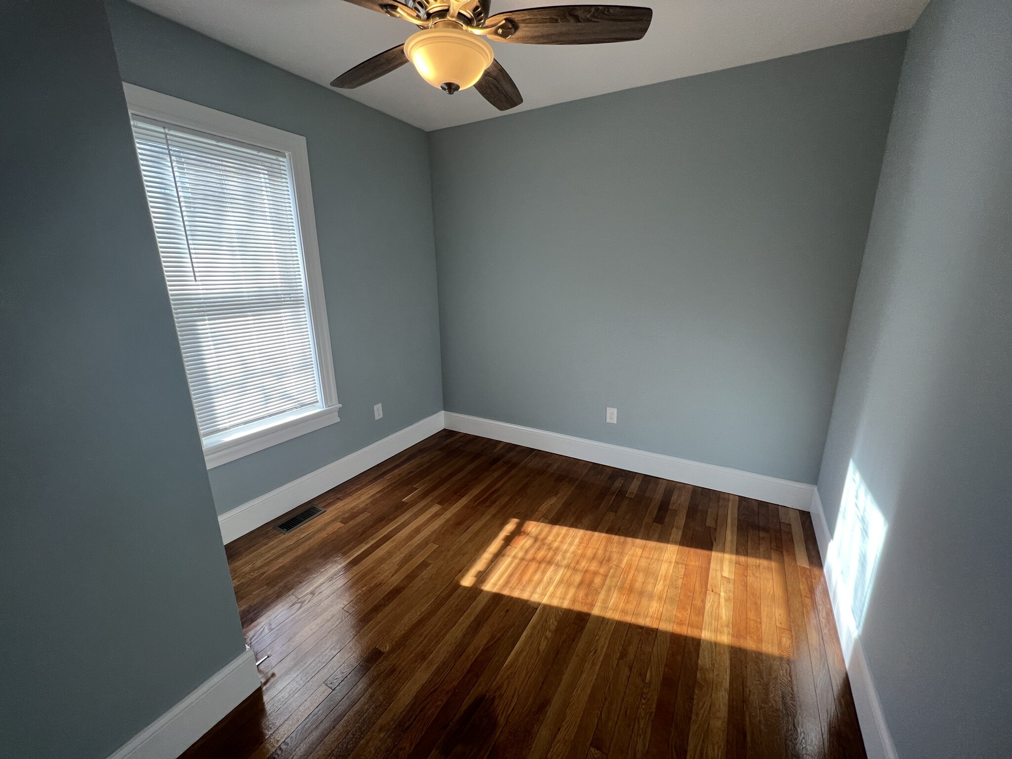 366 Highland Ave, Davis Square